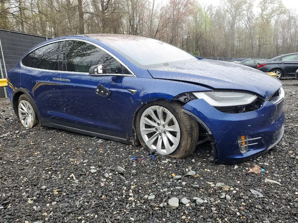 2019 TESLA MODEL X   