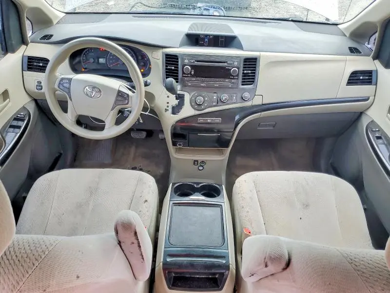 2012 TOYOTA SIENNA LE  