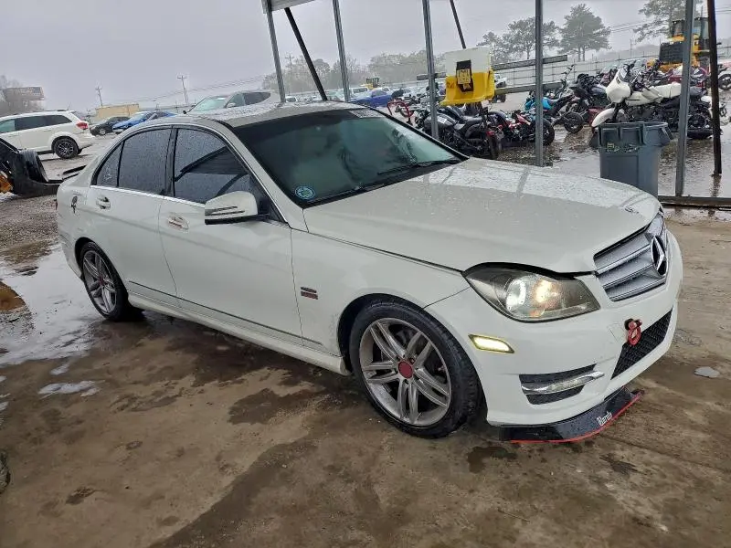 2012 MERCEDES-BENZ C 250  