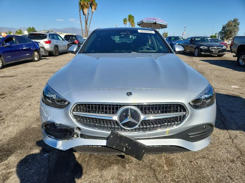 2025 MERCEDES-BENZ C 300  