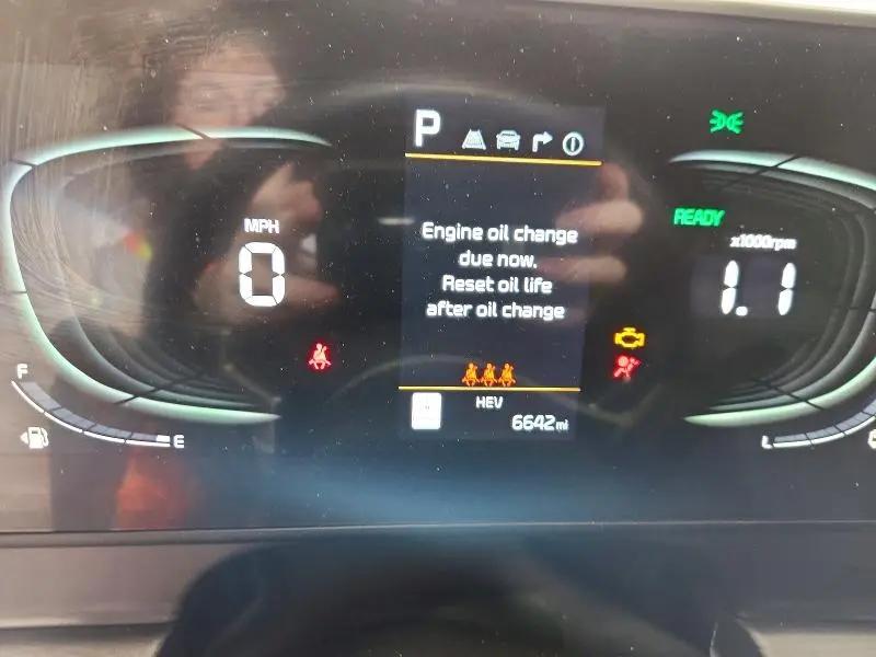 2024 KIA SPORTAGE X LINE  
