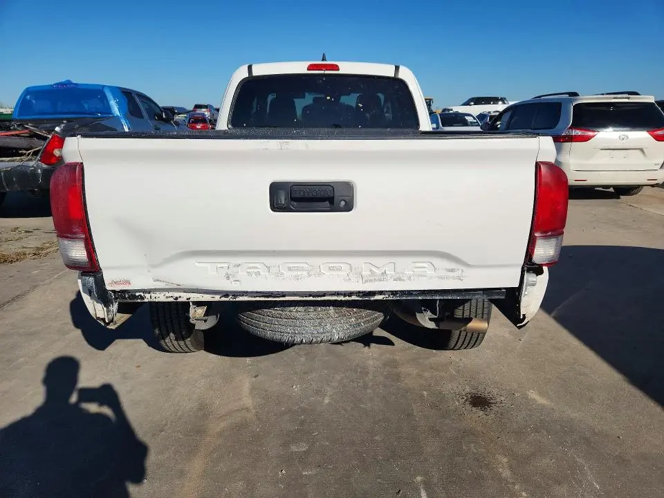 2019 TOYOTA TACOMA SR  