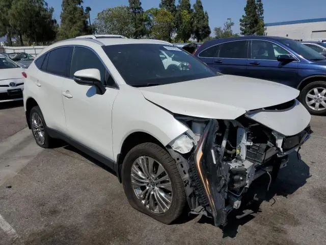 2022 TOYOTA VENZA LE  