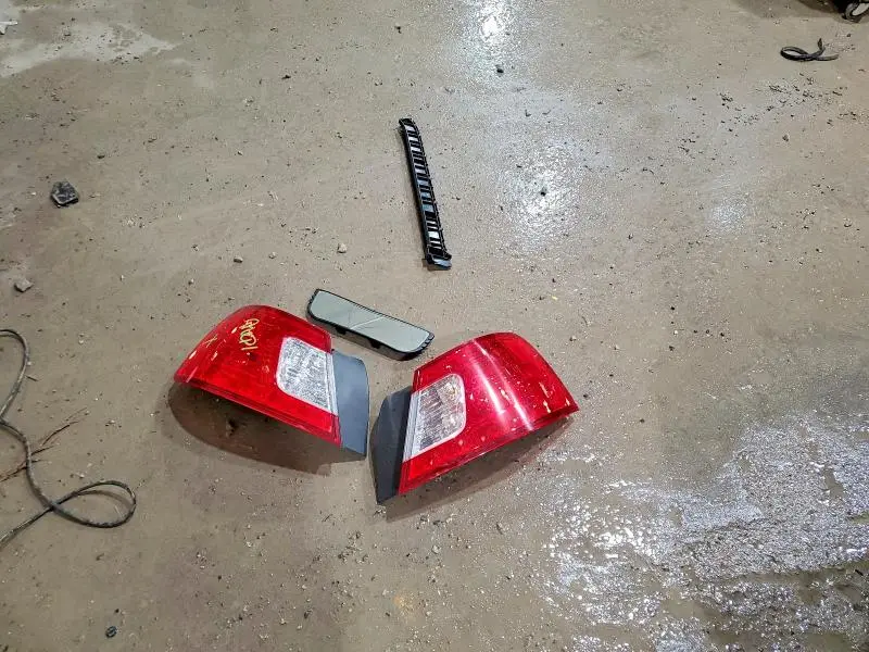 2012 MITSUBISHI GALANT FE  