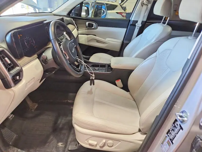 2022 KIA SORENTO S  