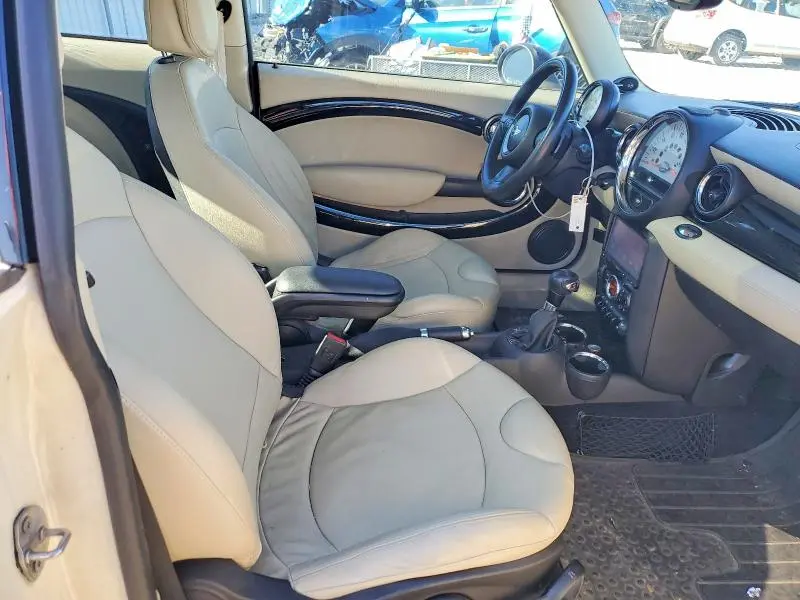 2012 MINI COOPER S  
