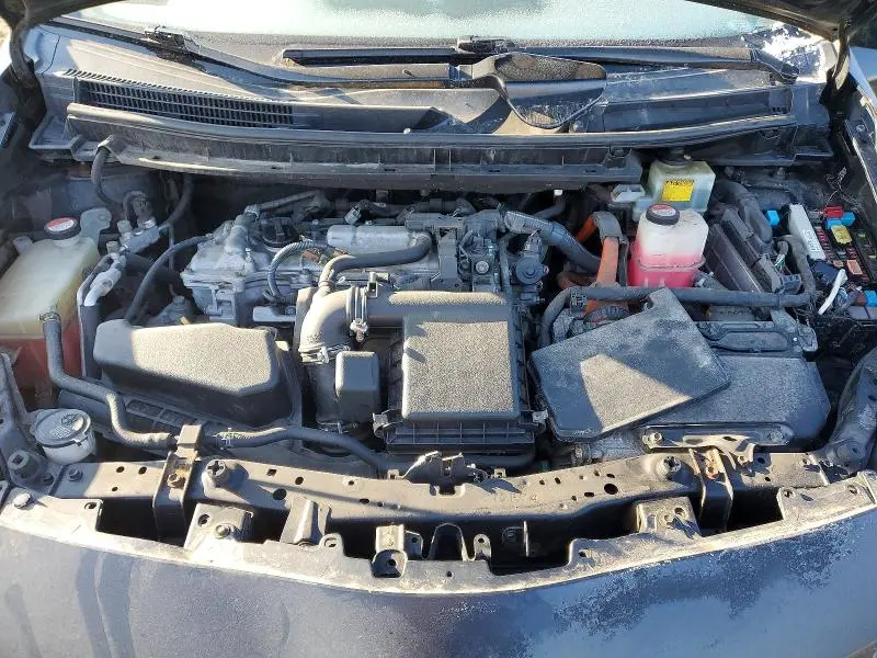 2015 TOYOTA PRIUS TWO  