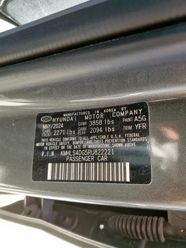 2024 HYUNDAI ELANTRA SEL  