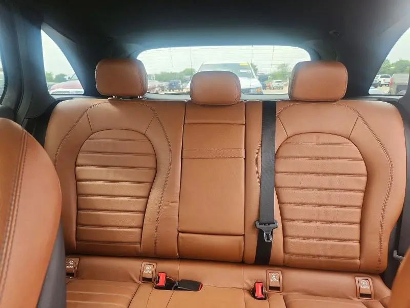 2017 MERCEDES-BENZ GLC 300  