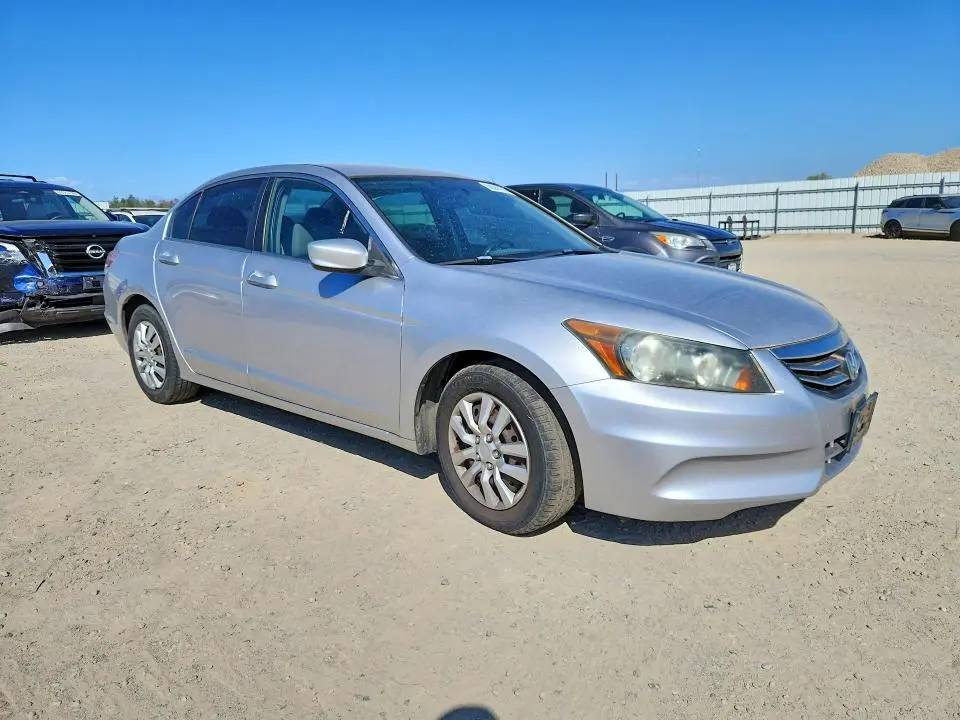 2011 HONDA ACCORD LX  