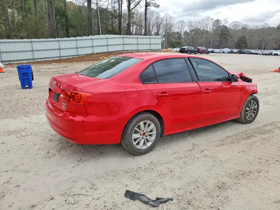 2012 VOLKSWAGEN JETTA SE  