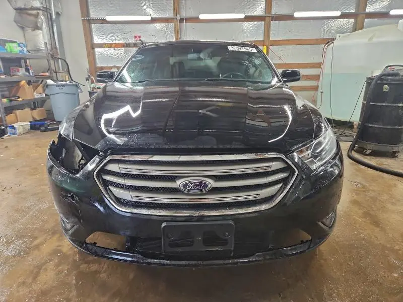 2016 FORD TAURUS SEL  