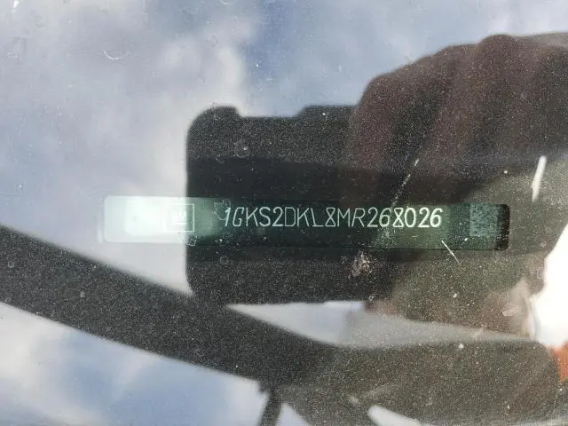 2021 GMC YUKON DENALI  