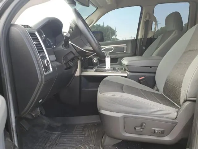 2013 RAM 1500 SLT  
