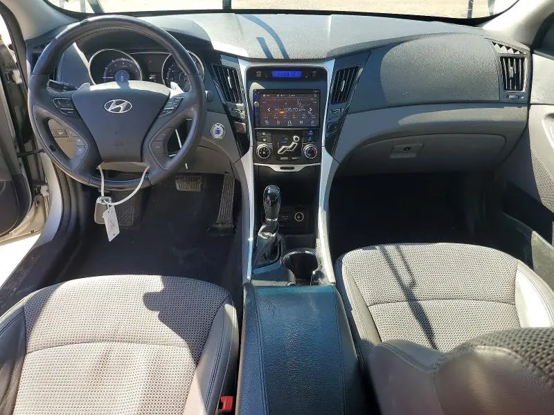2012 HYUNDAI SONATA SE  