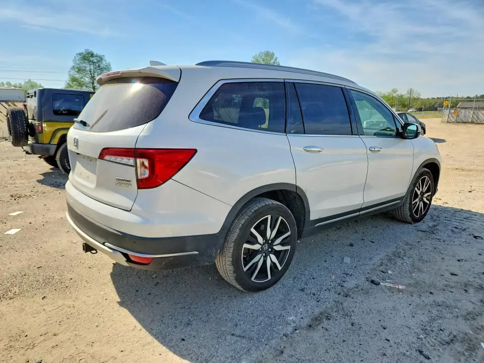 2022 HONDA PILOT TOURING  