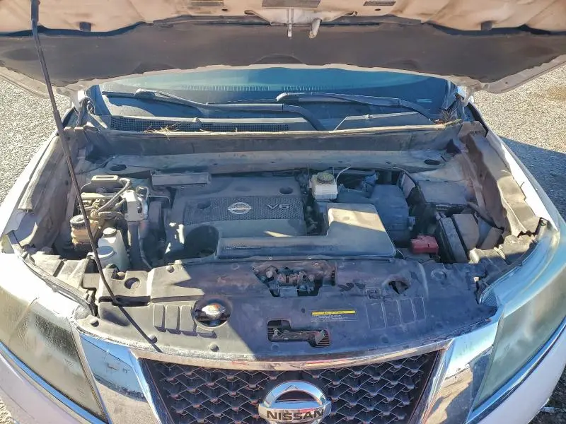 2015 NISSAN PATHFINDER S  