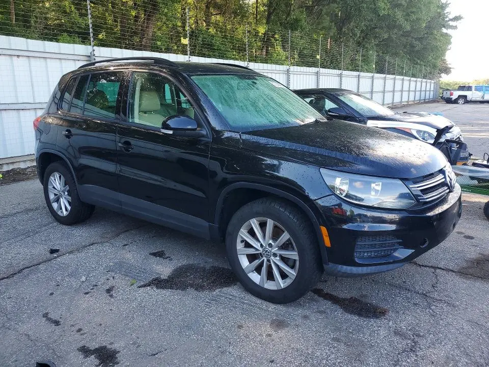 2015 VOLKSWAGEN TIGUAN S  