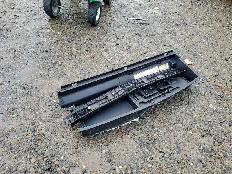 2019 TOYOTA HIGHLANDER HYBRID LIMITED  