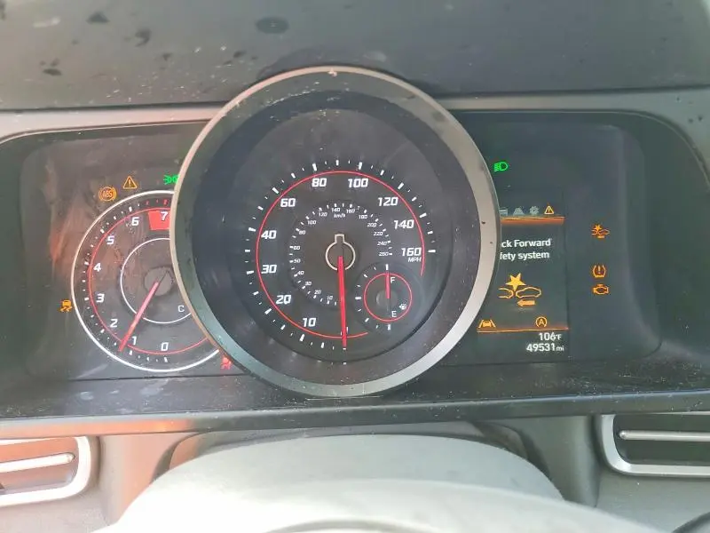2022 HYUNDAI ELANTRA SE  