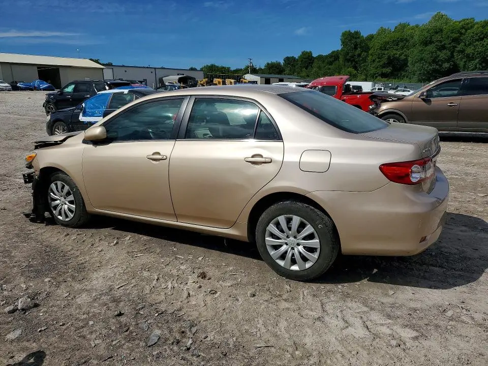 2013 TOYOTA COROLLA LE  