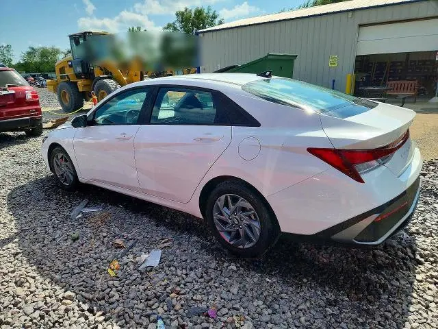 2024 HYUNDAI ELANTRA SEL  