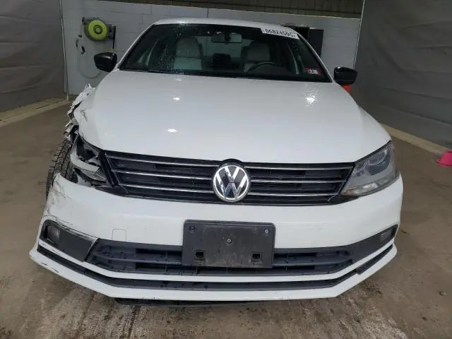 2016 VOLKSWAGEN JETTA SPORT  