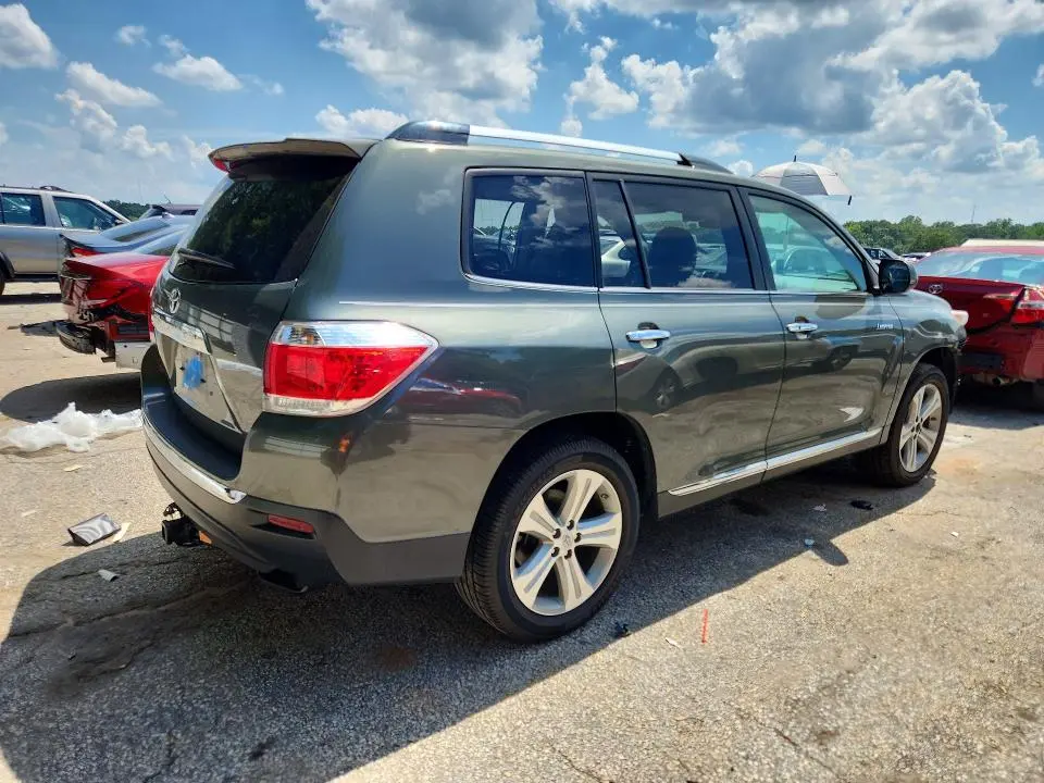 2013 TOYOTA HIGHLANDER LIMITED  