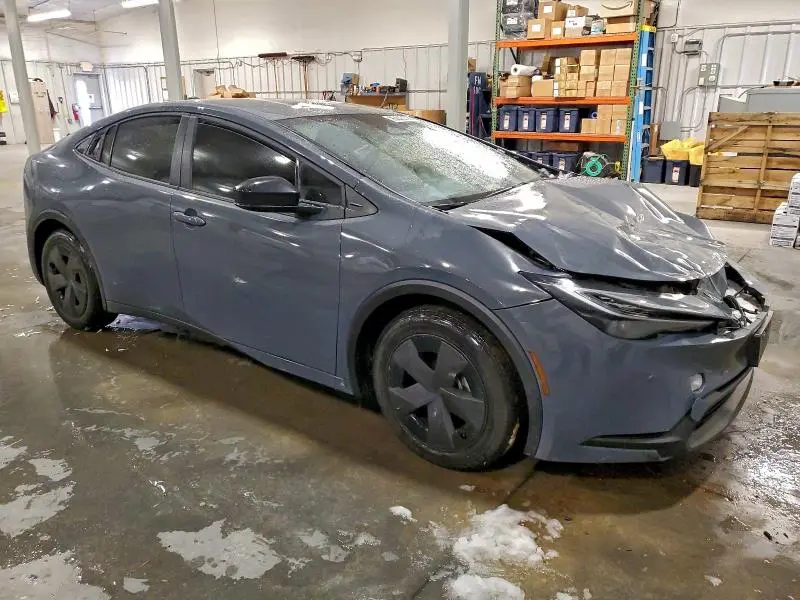 2023 TOYOTA PRIUS LE  