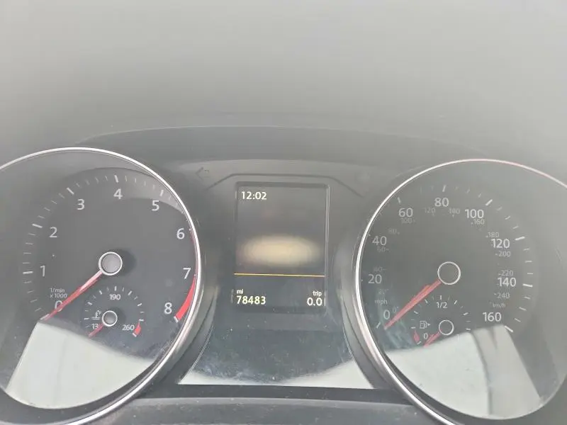 2019 VOLKSWAGEN PASSAT SE R-LINE  