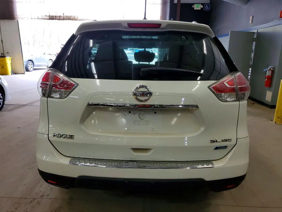 2014 NISSAN ROGUE SL  