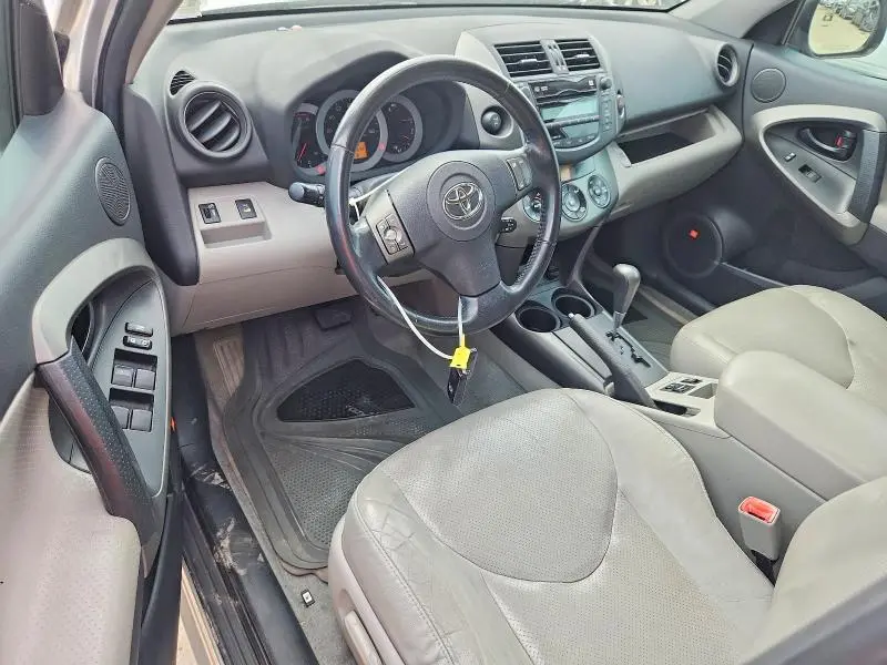 2011 TOYOTA RAV4 LIMITED  