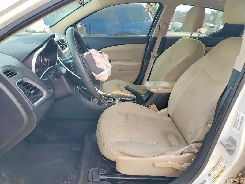 2013 DODGE AVENGER SE  