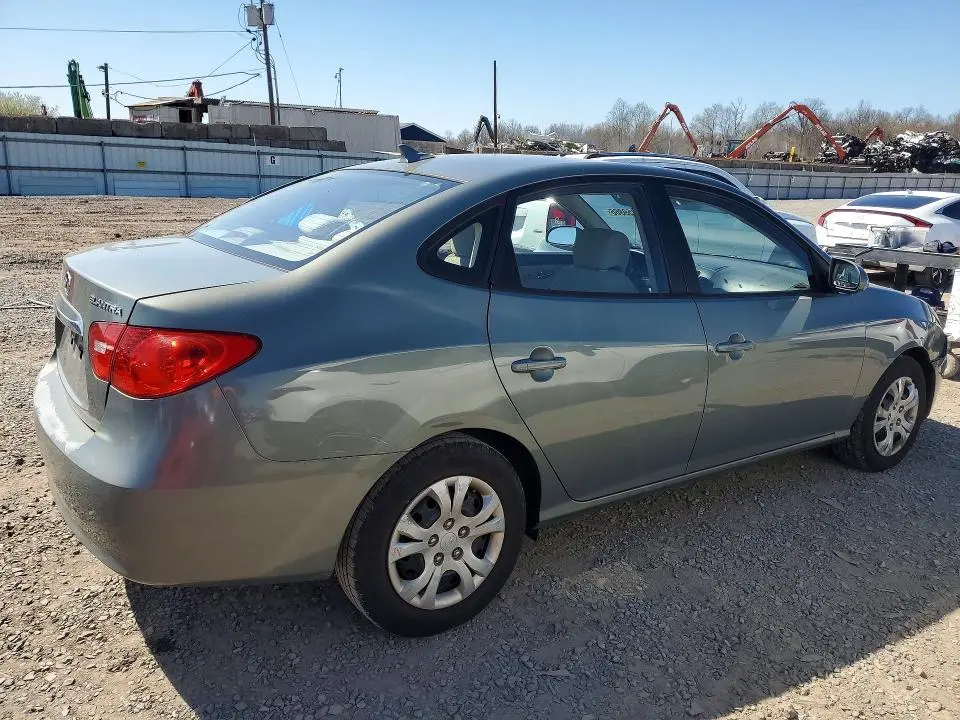 2010 HYUNDAI ELANTRA GLS  