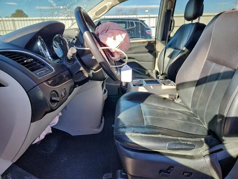 2014 CHRYSLER TOWN & COUNTRY TOURING  