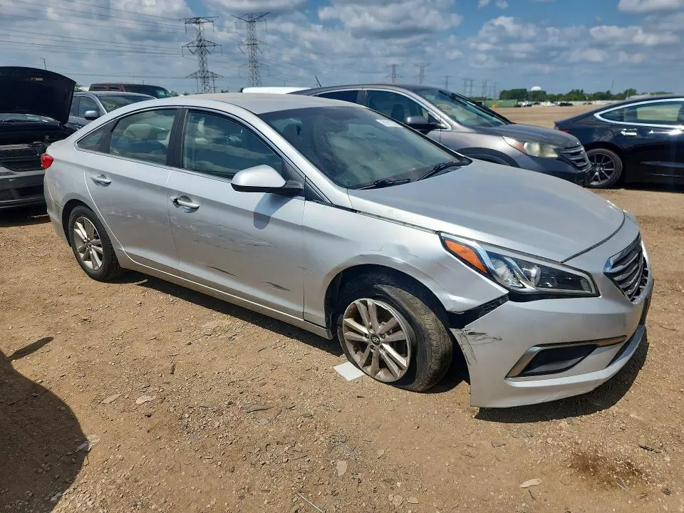 2017 HYUNDAI SONATA SE  