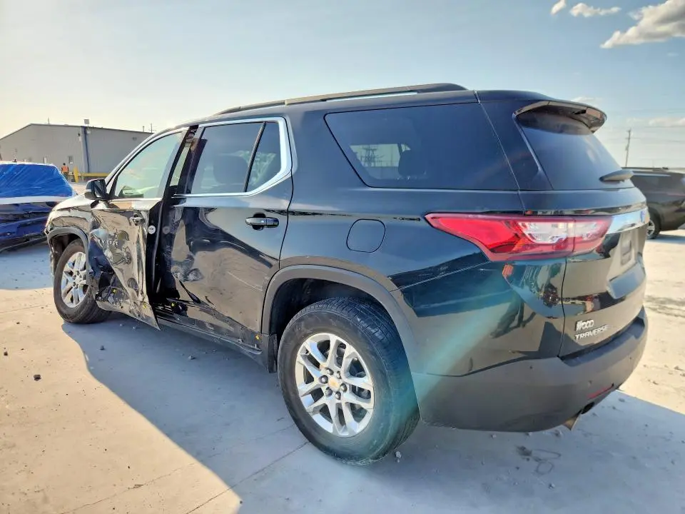 2020 CHEVROLET TRAVERSE LT  