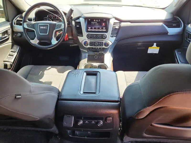 2015 GMC YUKON SLE  