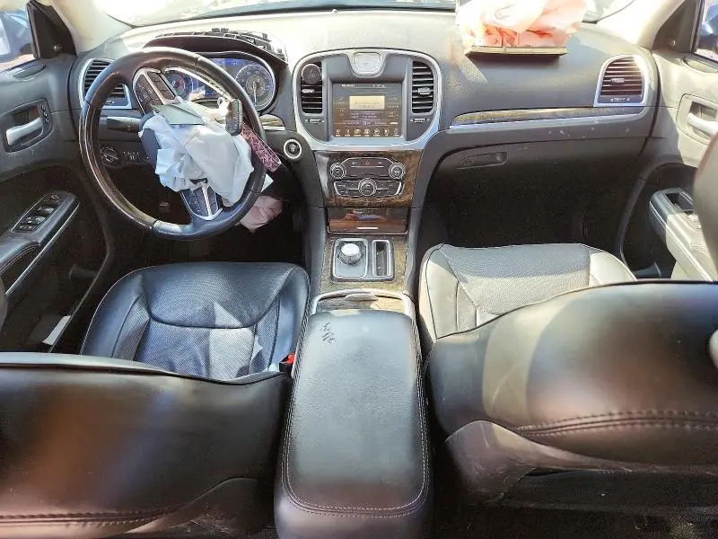 2016 CHRYSLER 300C   