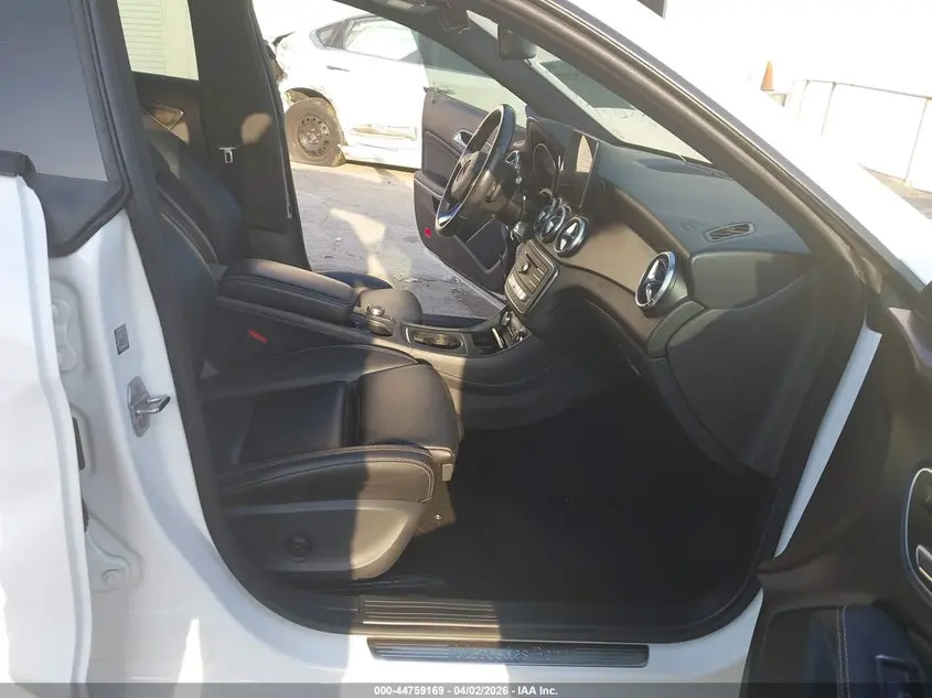 2019 MERCEDES-BENZ CLA 250  