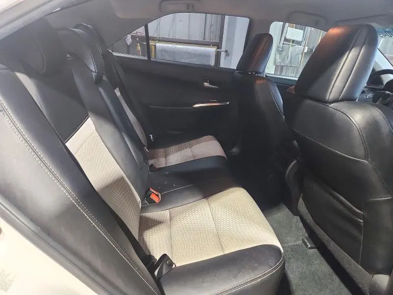 2014 TOYOTA CAMRY SE  