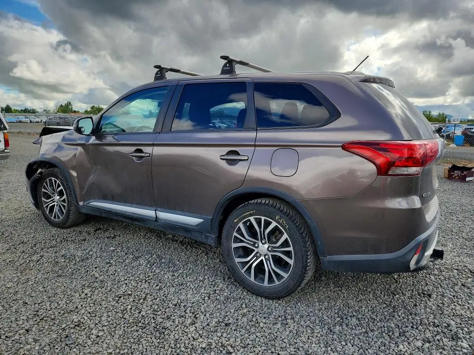 2016 MITSUBISHI OUTLANDER SE  