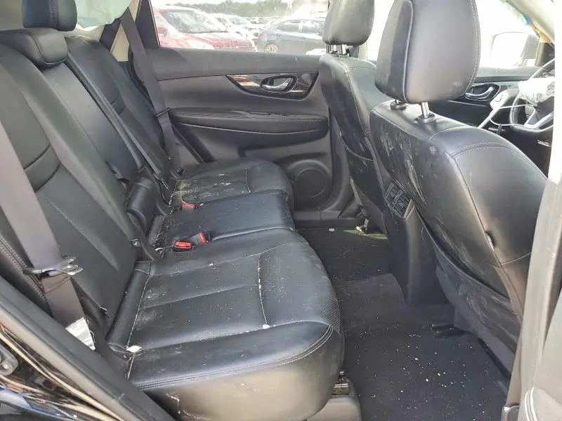 2018 NISSAN ROGUE SL  