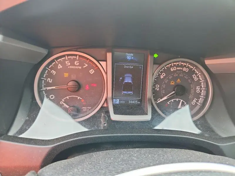 2017 TOYOTA TACOMA SR5 V6  