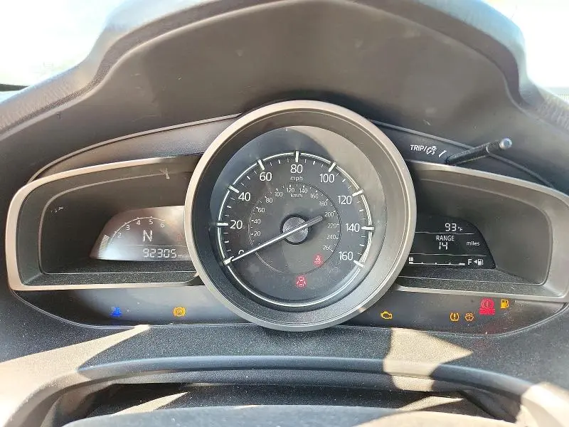 2018 MAZDA 3 TOURING  