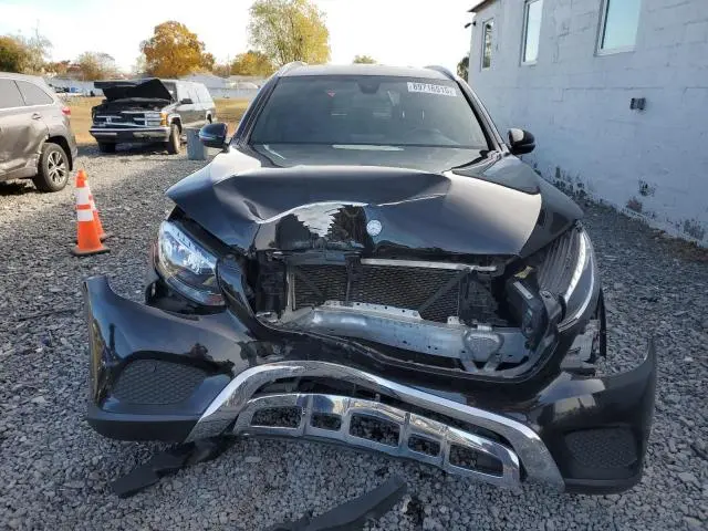 2017 MERCEDES-BENZ GLC 300  