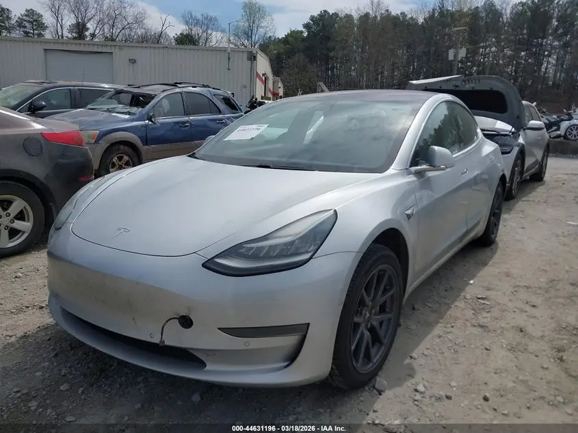 2018 TESLA MODEL 3  