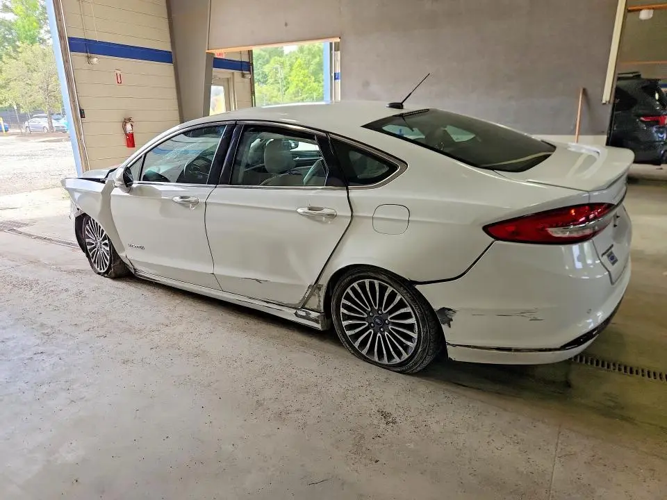 2017 FORD FUSION TITANIUM HEV  