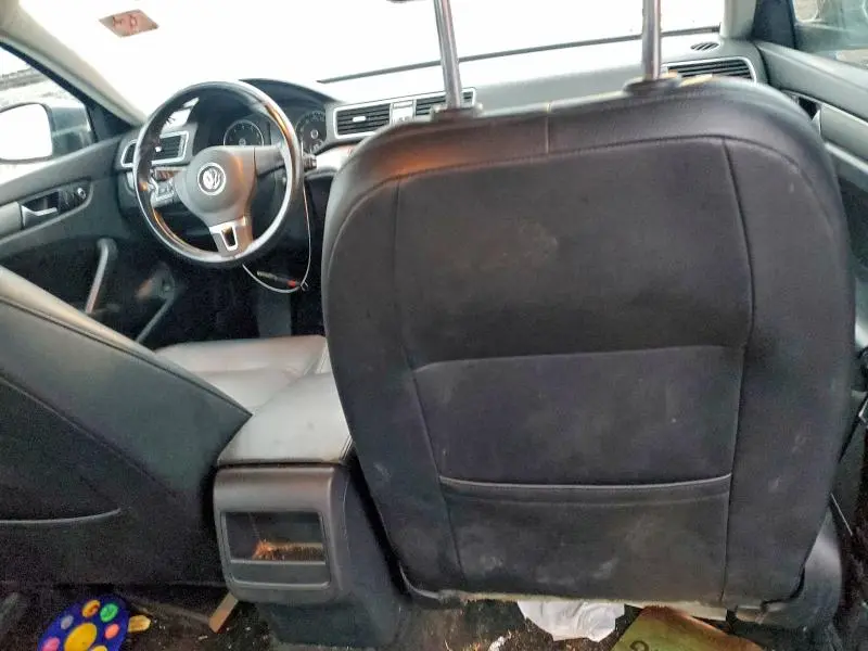 2015 VOLKSWAGEN PASSAT S  