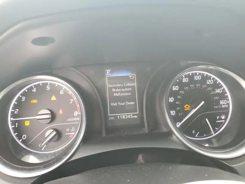 2020 TOYOTA CAMRY LE  